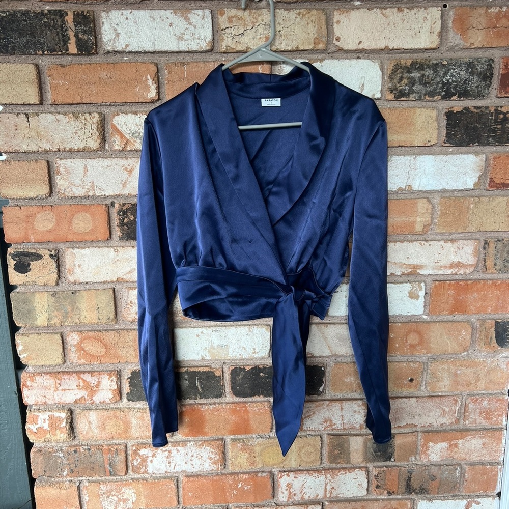 Babaton Davis Blouse Aritzia Navy Blue